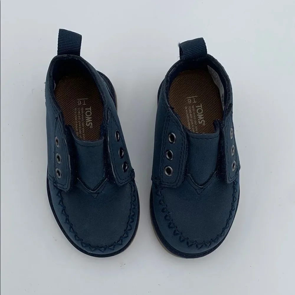 Toms Blue Moccasins with Suede Texture chukka boots size 6 toddler nwot